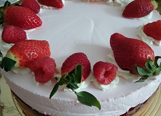 Grafika 3: ŚWIĘTUJEMY DZIEŃ KOBIET