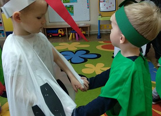 Grafika 16: WIOSNA W PRZEDSZKOLU