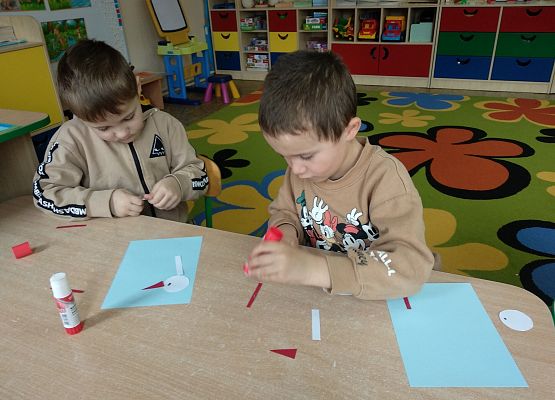 Grafika 22: WIOSNA W PRZEDSZKOLU