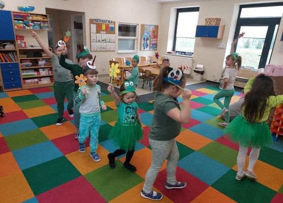 Grafika 5: WITAMY  WIOSNĘ