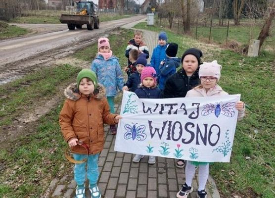 Grafika 9: WITAMY  WIOSNĘ