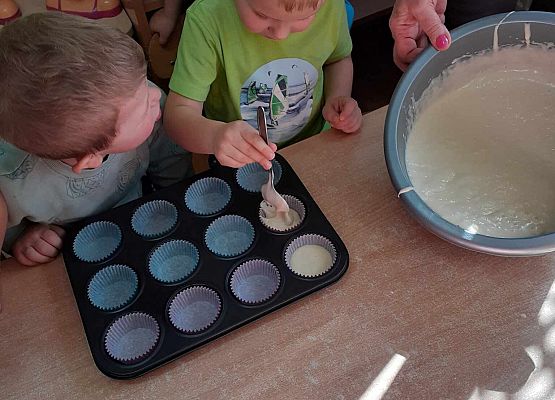 Przygotowania do Świąt Wielkanocnych - młodsza grupa
