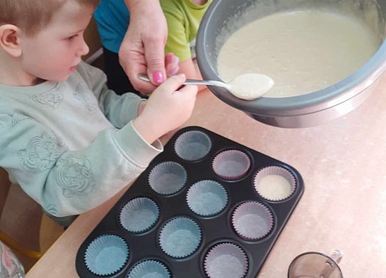 Przygotowania do Świąt Wielkanocnych - młodsza grupa