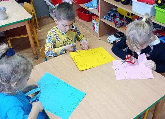 Przygotowania do Świąt Wielkanocnych - starsza grupa