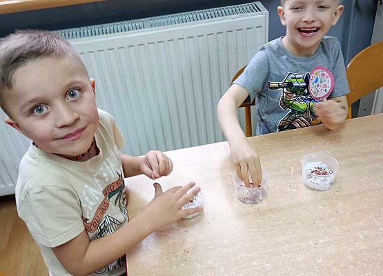 Przygotowania do Świąt Wielkanocnych - starsza grupa