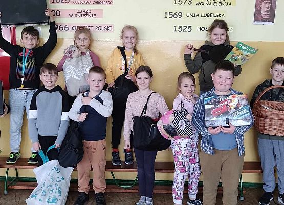 Grafika 2: Dzień bez plecaka