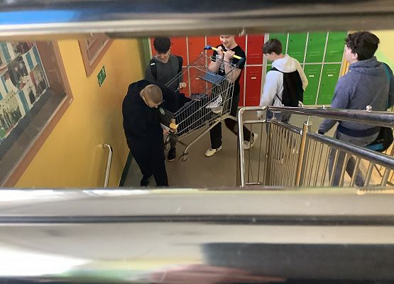 Grafika 3: Dzień bez plecaka