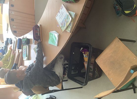 Grafika 5: Dzień bez plecaka