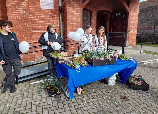 "PRZYWITAJ Z NAMI WIOSNĘ"