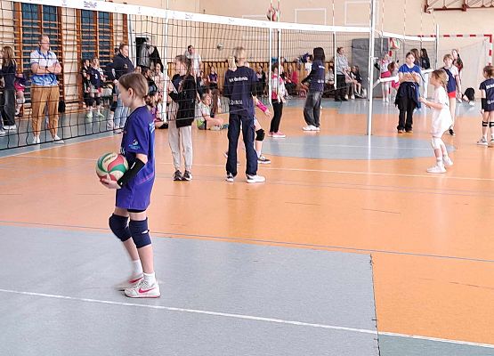 Rozgrywki dziewcząt w grach sinlowych w Gdańsku.