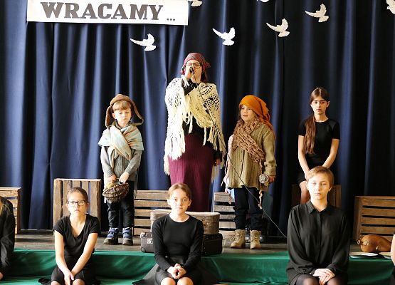 Dzień Sybiraka - Spotkanie Pokoleń w Zespole Szkół  w Garczegorzu 24 kwietnia 2024 rok.