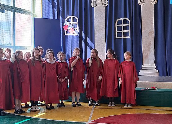 Grafika 4: WIWAT 3 Maj!