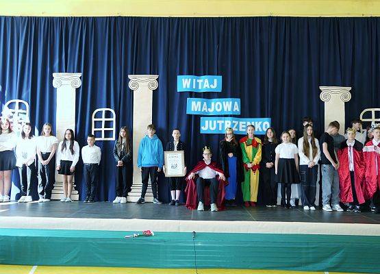 Grafika 8: WIWAT 3 Maj!