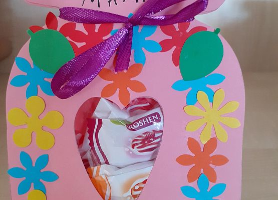 Grafika 45: PRZYGOTOWANIA DO SWIĘTA RODZICÓW