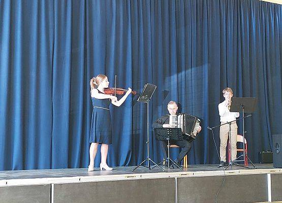 Grafika 3: KONCERT MUZYCZNY