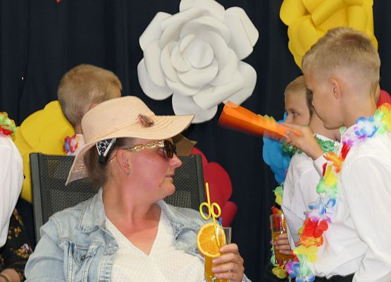 Uroczystość z okazji Dnia Mamy i Taty Garczegorze 2024 rok.