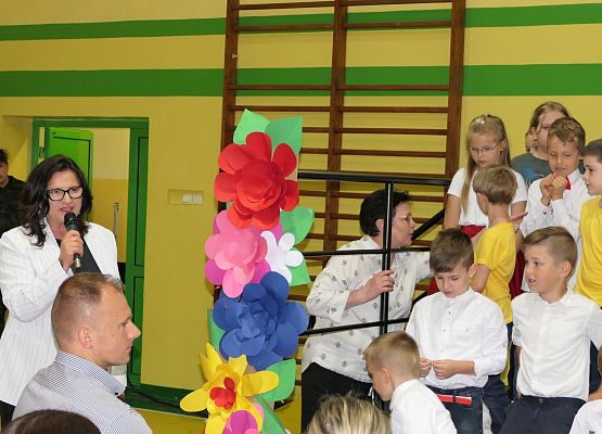 Uroczystość z okazji Dnia Mamy i Taty Garczegorze 2024 rok.