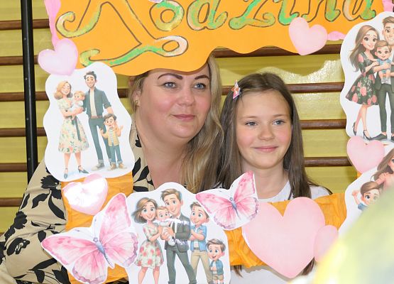 Uroczystość z okazji Dnia Mamy i Taty Garczegorze 2024 rok.