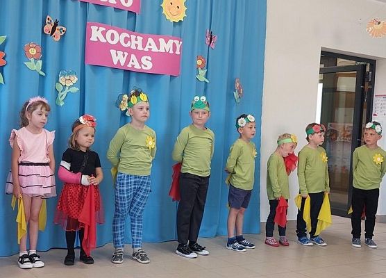 Grafika 3: ŚWIĘTO MAMY I TATY