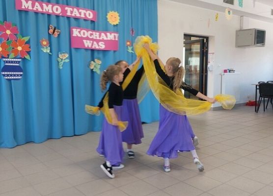 Grafika 14: ŚWIĘTO MAMY I TATY