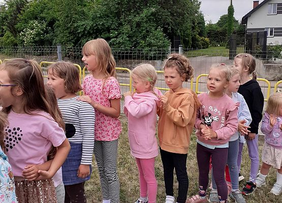 Grafika 9: DZIEŃ DZIECKA