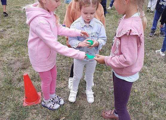 Grafika 13: DZIEŃ DZIECKA