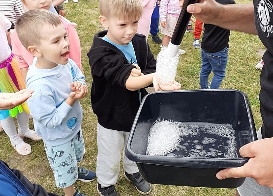 Grafika 41: DZIEŃ DZIECKA