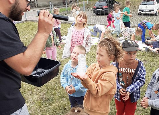 Grafika 47: DZIEŃ DZIECKA