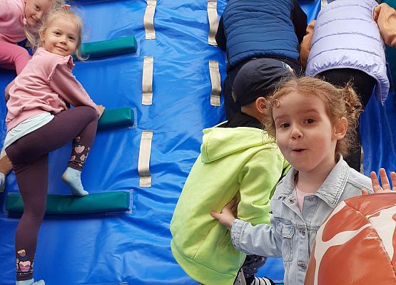 Grafika 51: DZIEŃ DZIECKA