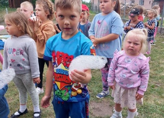 Grafika 26: DZIEŃ  DZIECKA