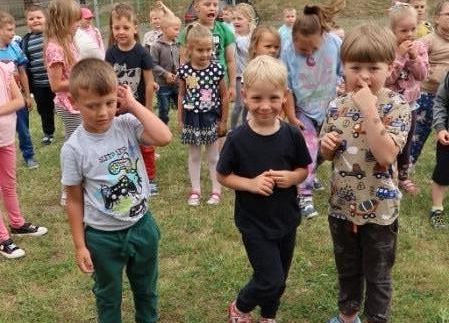 Grafika 46: DZIEŃ  DZIECKA