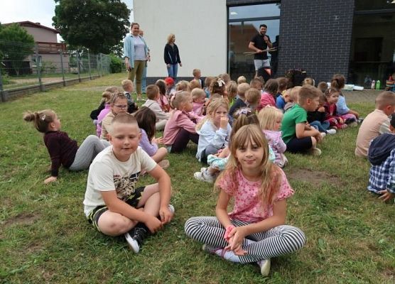 Grafika 53: DZIEŃ  DZIECKA