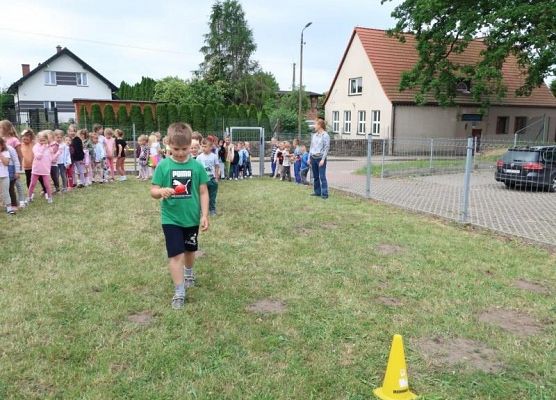 Grafika 61: DZIEŃ  DZIECKA