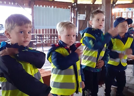 Grafika 7: WYCIECZKA DO RUNOWA