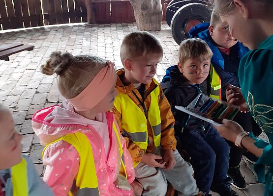 Grafika 21: WYCIECZKA DO RUNOWA