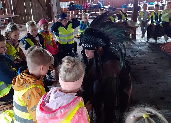 Grafika 25: WYCIECZKA DO RUNOWA