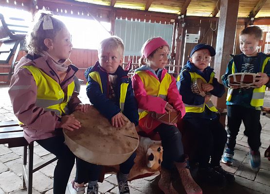 Grafika 33: WYCIECZKA DO RUNOWA