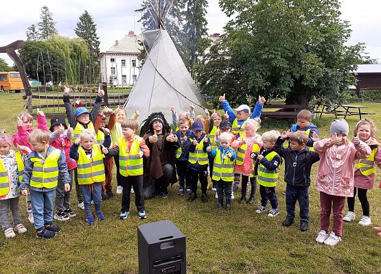 Grafika 41: WYCIECZKA DO RUNOWA