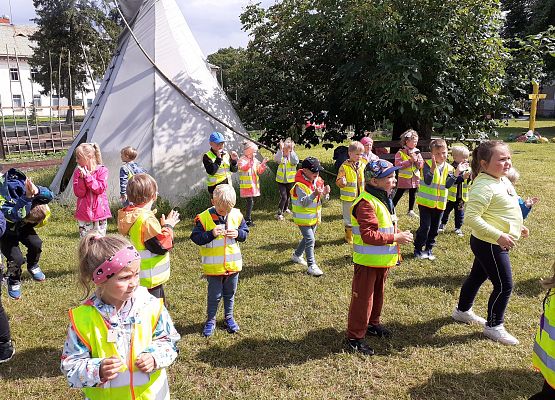 Grafika 46: WYCIECZKA DO RUNOWA