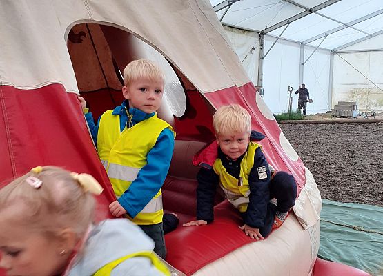 Grafika 71: WYCIECZKA DO RUNOWA