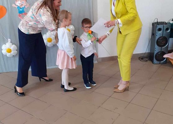 Grafika 35: Uroczyste zakończenie roku szkolnego