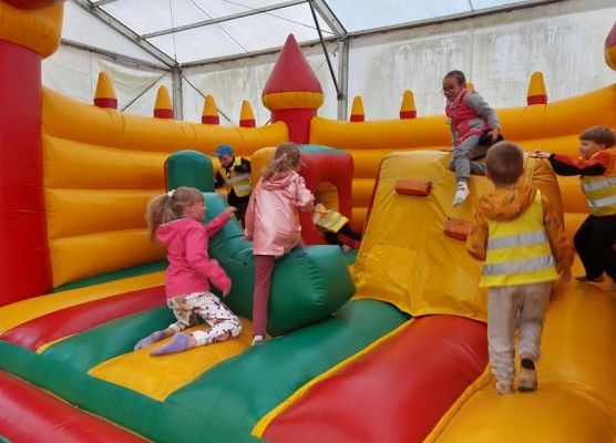 Grafika 15: Wycieczka do Runowa