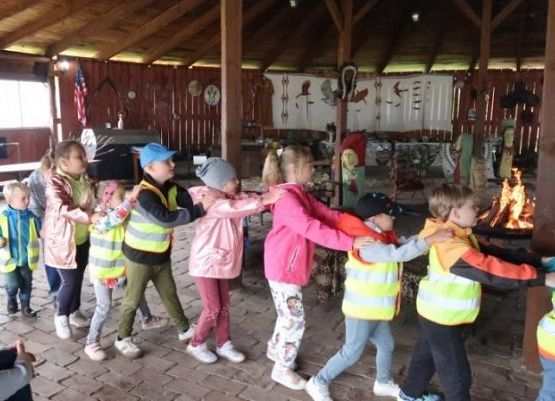 Grafika 21: Wycieczka do Runowa