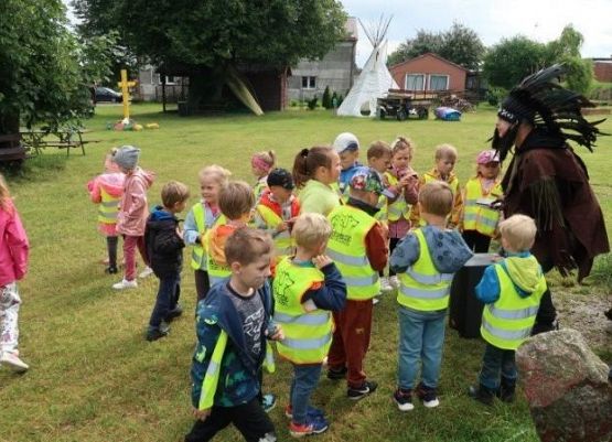 Grafika 22: Wycieczka do Runowa