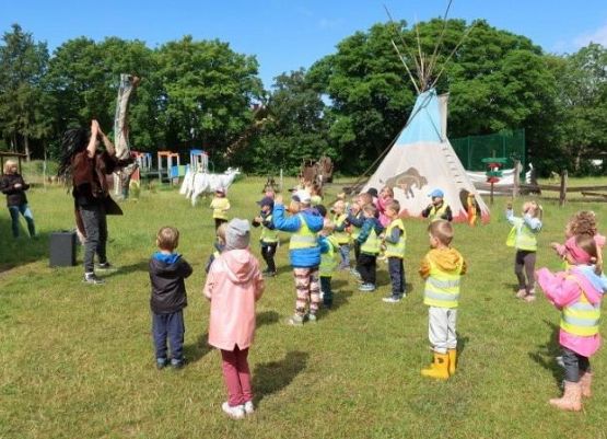 Grafika 26: Wycieczka do Runowa