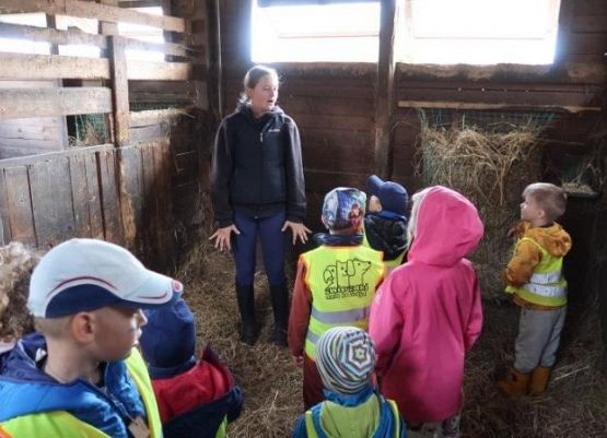 Grafika 48: Wycieczka do Runowa