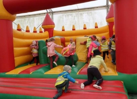 Grafika 51: Wycieczka do Runowa