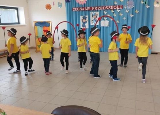 Grafika 28: ZAKOŃCZENIE  ROKU  SZKOLNEGO 2023/2024