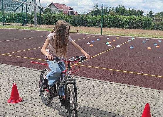 Egzaminy na kartę rowerową w szkole w Garczegorzu 2024 rok.