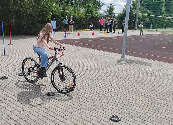Egzaminy na kartę rowerową w szkole w Garczegorzu 2024 rok.